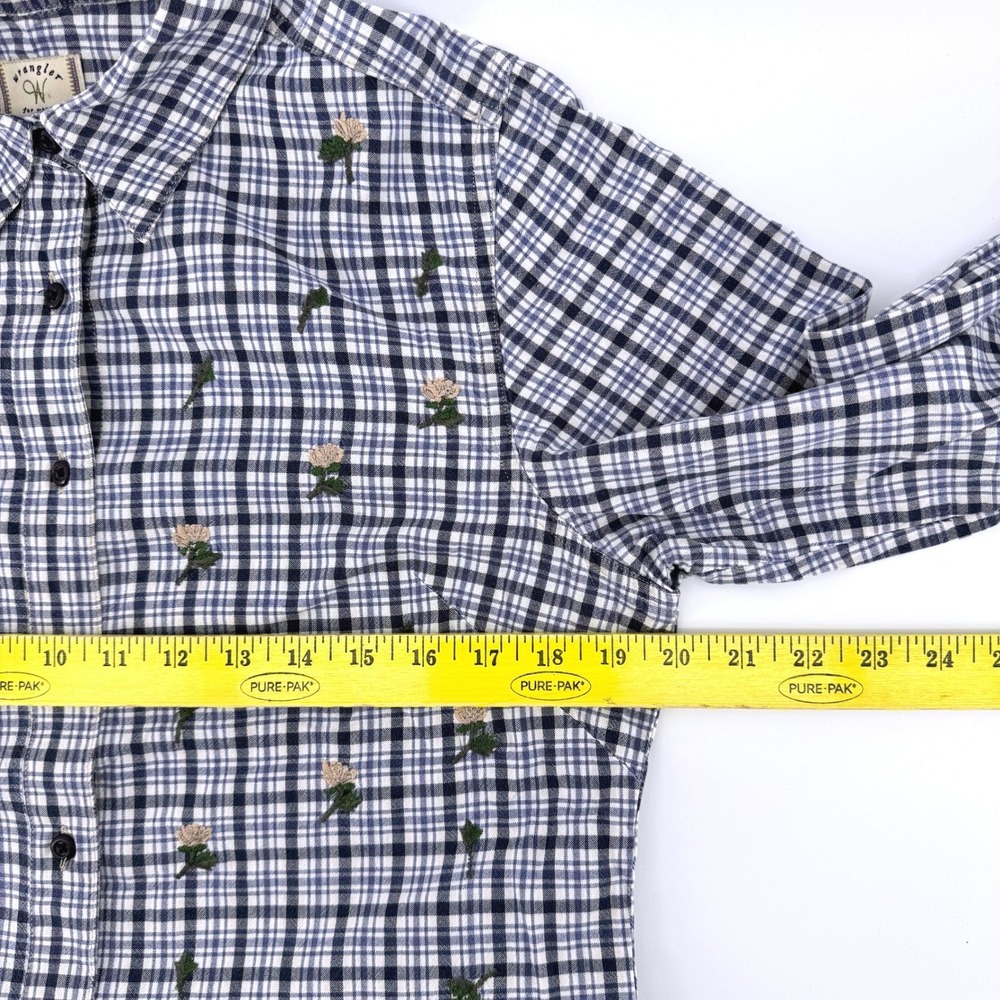 Wrangler Button Down Shirt Womens Navy White Plaid Floral Embroidered Western - Picture 5 of 7